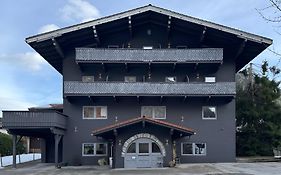 Two Brothers Inn